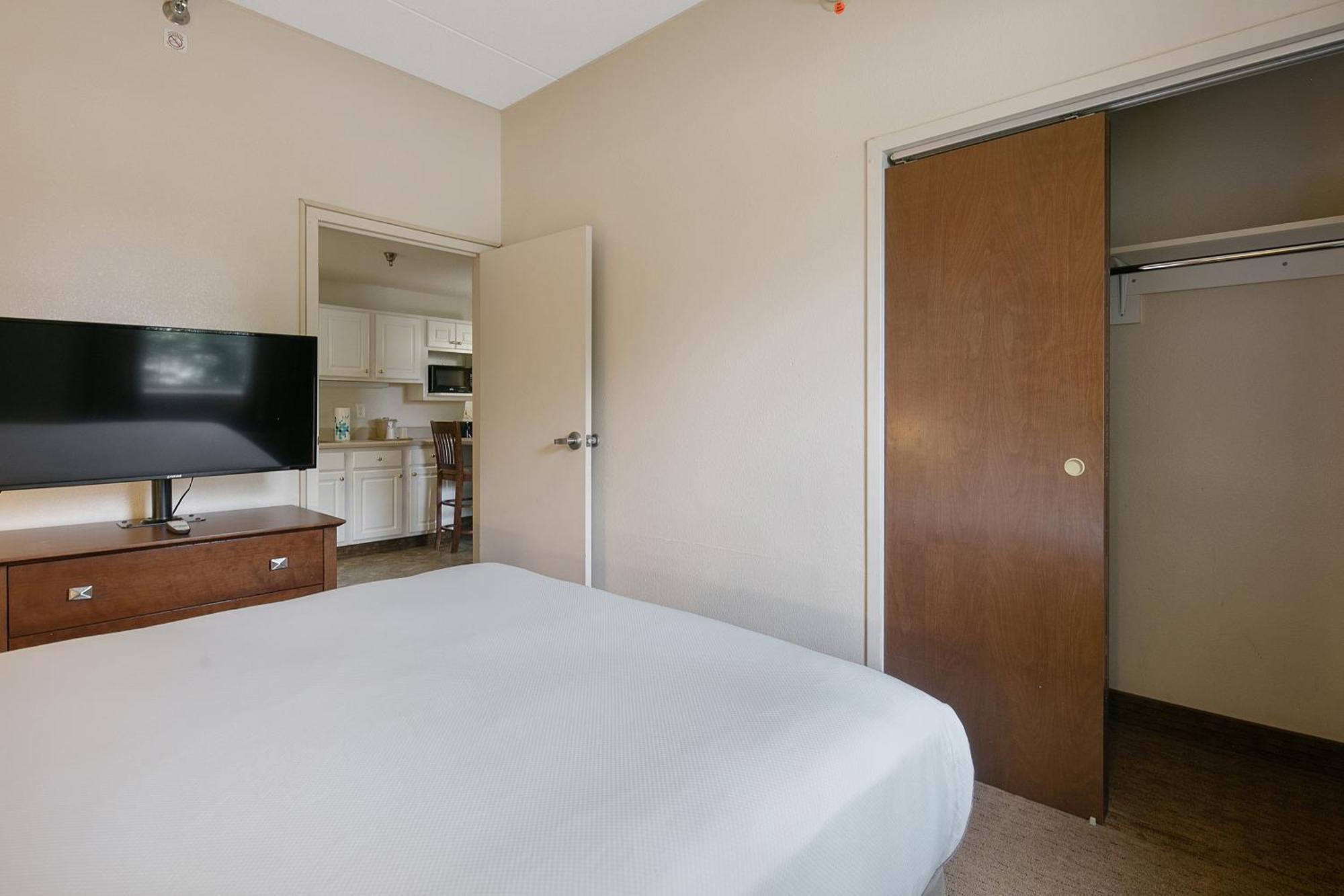 The Landmark Inn Fort Bragg Ruang foto