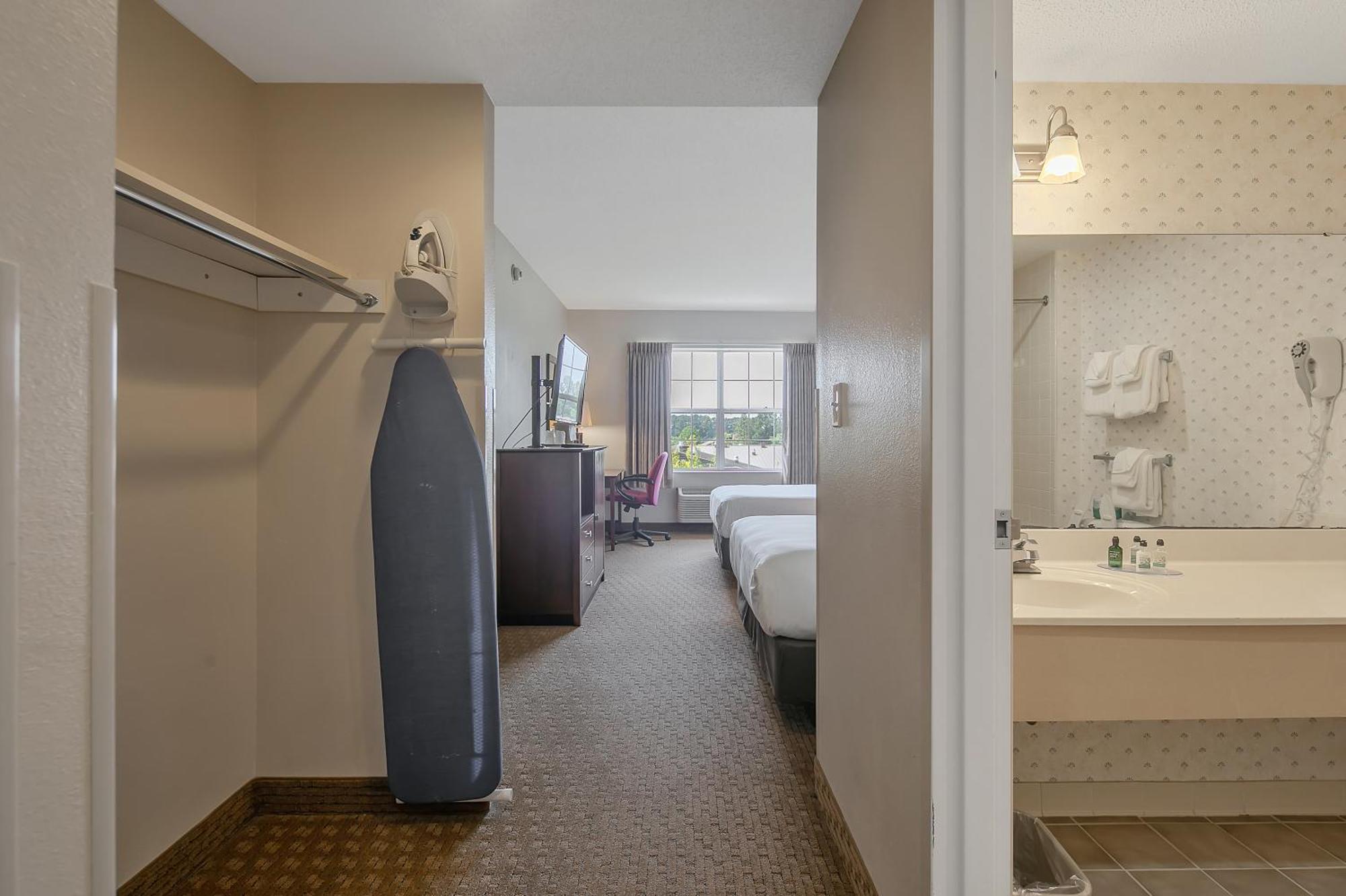 The Landmark Inn Fort Bragg Ruang foto