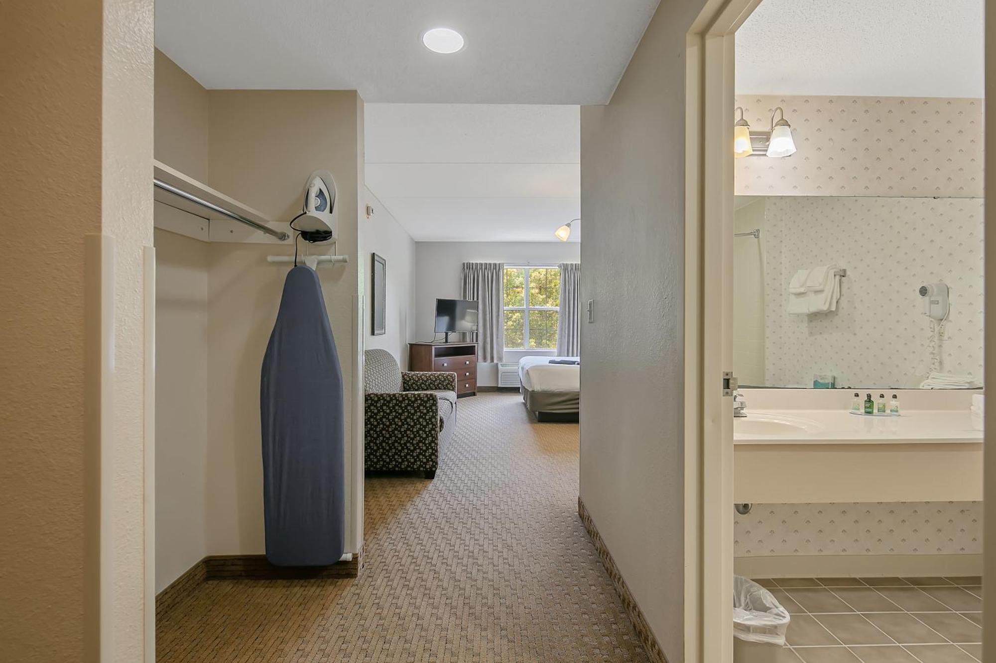 The Landmark Inn Fort Bragg Ruang foto