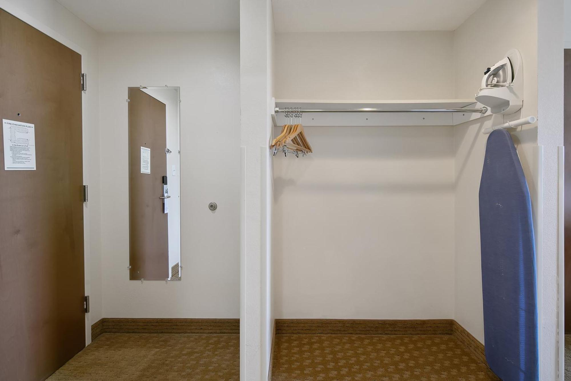 The Landmark Inn Fort Bragg Ruang foto